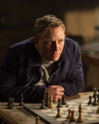 James Bond : Sam Mendes aimerait qu'une femme réalise le prochain film