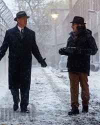 Première photo de Steven Spielberg et Tom Hanks sur le tournage de leur nouveau film