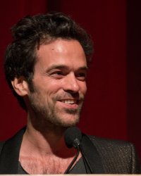 Romain Duris trouve Un Petit Boulot, cinq ans après L'Arnacoeur