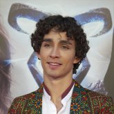 Robert Sheehan