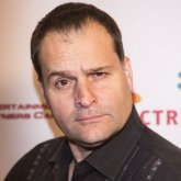 Peter DeLuise