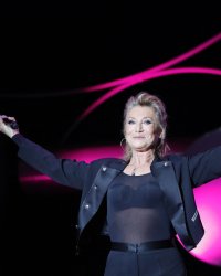 Sheila : victime de rumeurs sur son état de santé, elle pousse un coup de gueule