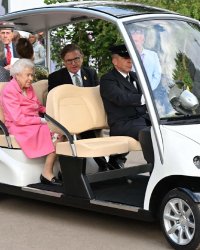 Elizabeth II : ce moyen de locomotion étonnant avec lequel elle s'est déplacée