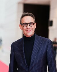 Julien Courbet annonce sa prochaine rentrée avec de nouveaux programmes