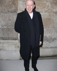 Jean-Paul Gaultier dévoile les essentiels de son dressing