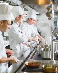 Cuisiner au foin : pourquoi c'est tendance ?