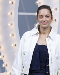 Marion Cotillard : son appel à l'aide aux médiums