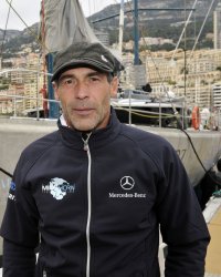 Mike Horn arrête À l'état sauvage