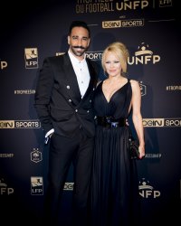 Pamela Anderson sur Adil Rami : "Je ne peux pas tout lui mettre sur le dos"