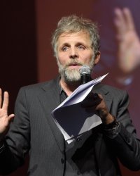 Quand Stéphane Guillon compare Jean-Luc Mélenchon à Hulk