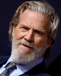 Jeff Bridges : méconnaissable, il fait le point sur sa santé