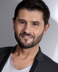 Peiné par la polémique des Grosses Têtes, Christophe Beaugrand s'exprime