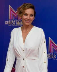 Claire Keim raconte son quotidien : "J'ai une vie simple et normale"