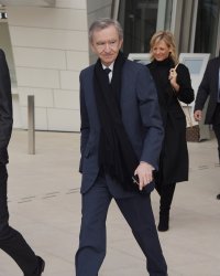 Bernard Arnault devient l'homme le plus riche de la mode
