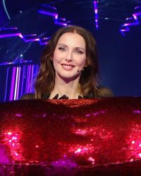 Frédérique Bel : sa participation à Mask Singer vivement critiquée, elle réagit