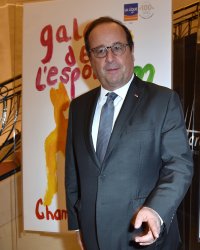 François Hollande : son dernier livre vendu à moins de 1 000 exemplaires