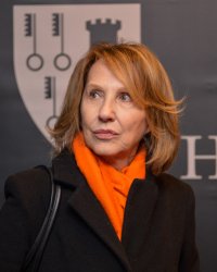 Nathalie Baye : révoltée par cette injustice en milieu hospitalier