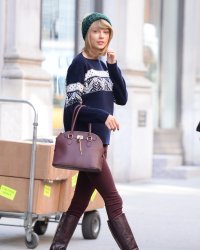 Les plus beaux pulls de Noël des stars !