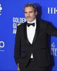 Joaquin Phoenix, écolo : il portera le même costume sur tous les tapis rouges