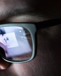 Pire que les fake news, découvrez le "deep fake"