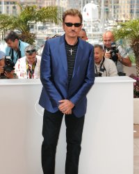 Johnny a "planté une fourchette à fondue dans le bras" de Philippe Manoeuvre
