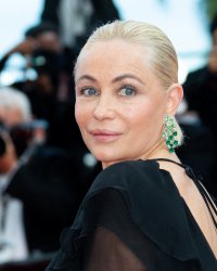 Emmanuelle Béart ne conçoit pas sa vie sans animaux : "C'est mon nid"