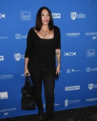 Béatrice Dalle annonce la mort de son "frère" : qui était-il ?
