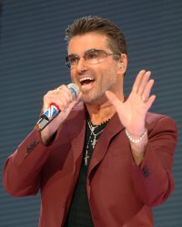 George Michael : les stars réagissent à son décès