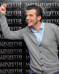 Norbert Tarayre se lance au théâtre avec Danièle Évenou et Séverine Ferrer
