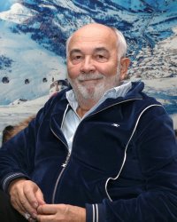 Confinement : Gérard Jugnot craint "beaucoup les problèmes sociaux"