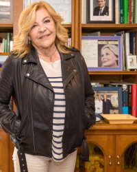 Nicoletta sur la différence d'âge dans son couple : "C'est moi la sale gamine"