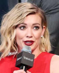 Hilary Duff s'offre une nouvelle coupe de cheveux !!