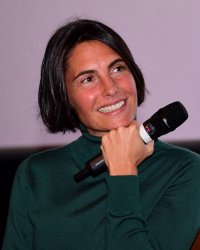 Alessandra Sublet parle d'amour : "C'est un sujet que je maîtrise moins"