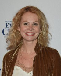 Carole Richert : à 53 ans, l'actrice veut libérer la parole sur la ménopause