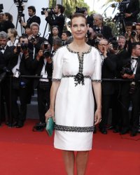 Carole Bouquet : des pédophiles lui ont envoyé "les photos les plus immondes"