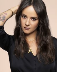 Alizée : l'ancienne lolita dévoile sa routine de beauté