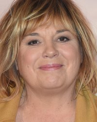 Michèle Bernier aux spectateurs : "N'ayez pas peur d'aller au théâtre !"