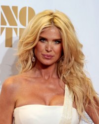 Victoria Silvstedt dit avoir été victime d'agressions sexuelles