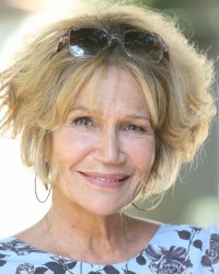 Clémentine Célarié : "J'ai fait beaucoup de bêtises à la télé"