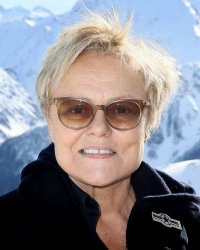 Muriel Robin : "C'est long de faire bouger les mentalités sur l'homosexualité"