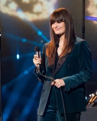 Clara Luciani complexée : "Je ne corresponds pas aux canons de la féminité"