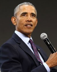 Quand Barack Obama pleure en déposant sa fille à la fac pour la 1ère fois