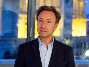 Stéphane Bern : amoureux, il dresse le bilan de son année 2021