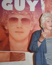 Simone Signoret "trempait ses croissants dans le pastis", selon Line Renaud
