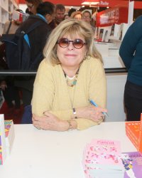 Katherine Pancol : la romancière confie avoir été violée lorsqu'elle était jeune