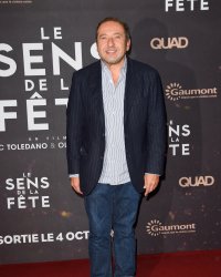 Patrick Timsit, ému en évoquant la mort de son père