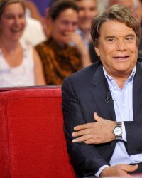 Inquiet, Bernard Tapie préfère ne pas se prononcer sur son état de santé