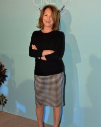 Nathalie Baye se confie pour la première fois sur l'arrivée de son petit-fils