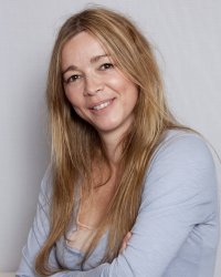Hélène Rollès sur ses enfants : "Ils commencent à découvrir que je suis connue"