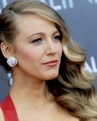 Peau zéro défaut : dix maquillages de stars qui nous inspirent